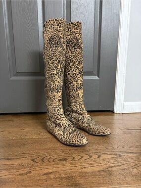 Stuart Weitzman Leopard-Print Boots never worn!